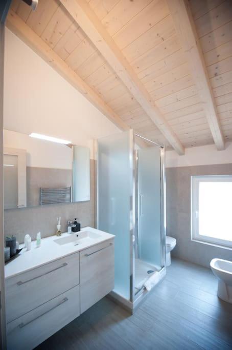 Casa Gemma - Big Family House With Free Parking Apartment San Giovanni Lupatoto Luaran gambar